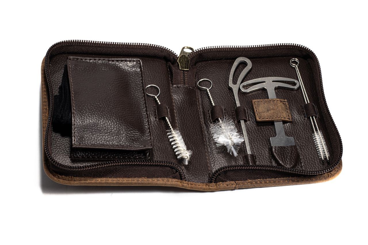 Tampers & Tools - Neerup Leather Pipe Cleaning Kit