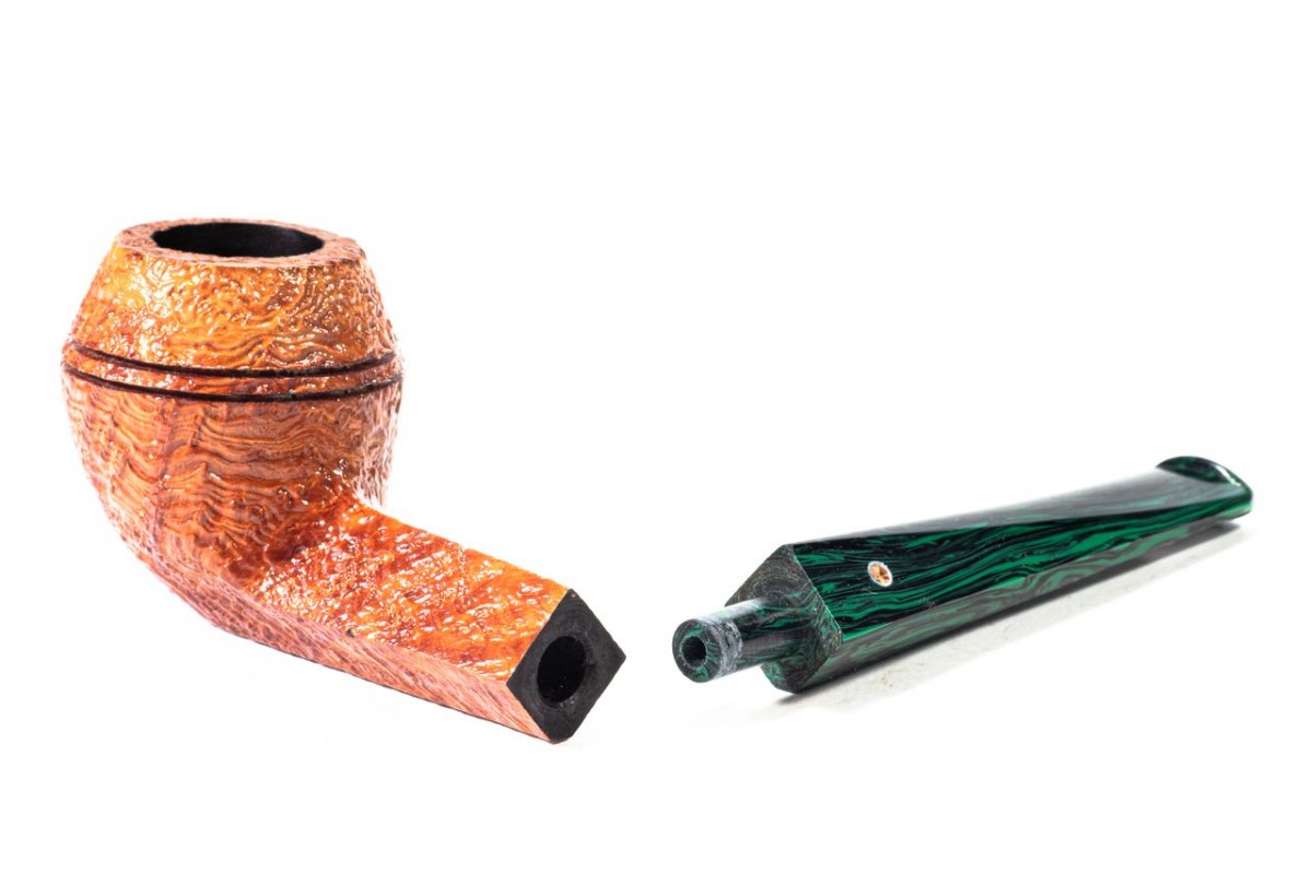 Pipe Ashton Old Church XX Sandblasted Bulldog Pipe Ashton Old Church XX Sandblasted Bulldog