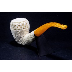 Pipa in Schiuma di Mare Lubinski Bent Bulldog