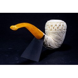 Pipa in Schiuma di Mare Lubinski Bent Bulldog