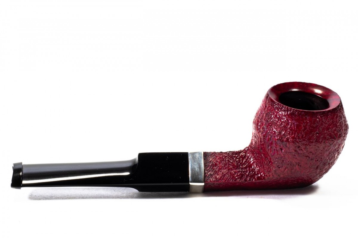 Dunhill Pipe Rubybark 3204 Bulldog 2024
