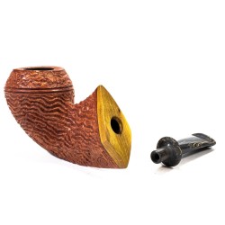 Briar Pipe Gigliucci Rusticated Bulldog